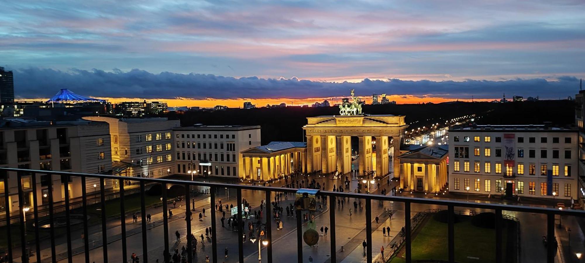 Nexliving Berlin Brandenburger Tor Aparthotel Exterior photo